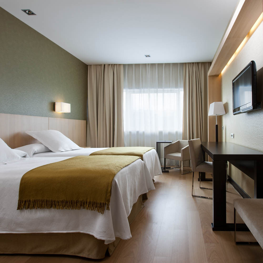 Nh Madrid Ribera Del Manzanares Hotel Room photo